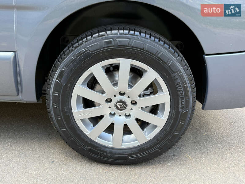 Мінівен Renault Trafic 2014 в Києві