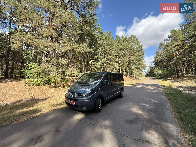 Мінівен Renault Trafic 2014 в Києві