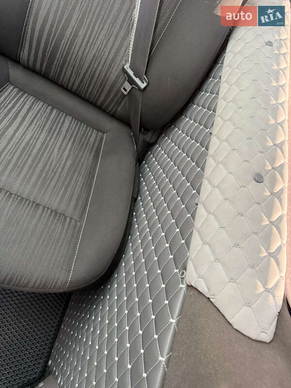 Мінівен Renault Trafic 2020 в Львові