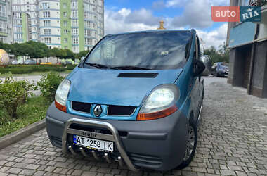 Минивэн Renault Trafic 2003 в Ивано-Франковске
