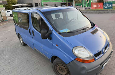 Минивэн Renault Trafic 2003 в Буче