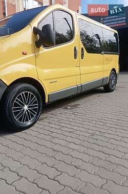 Минивэн Renault Trafic 2002 в 
