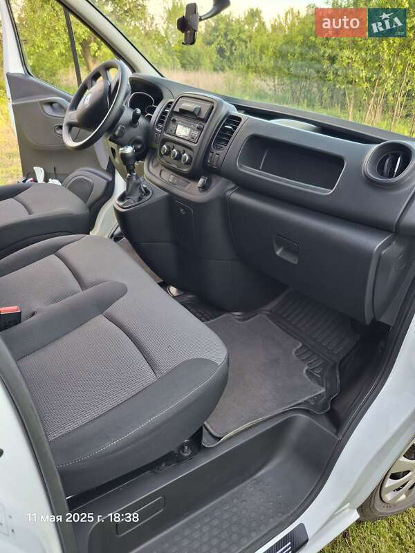 Минивэн Renault Trafic 2021 в Дубно фото 82 Минивэн Renault Trafic 2021 в Дубно