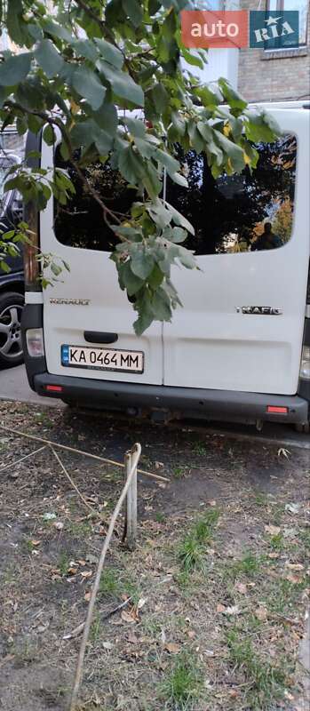 Микроавтобус Renault Trafic 2006 в Киеве