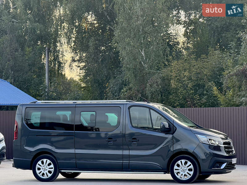 Минивэн Renault Trafic 2022 в Дубно