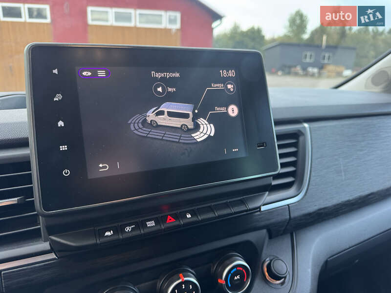 Минивэн Renault Trafic 2022 в Дубно