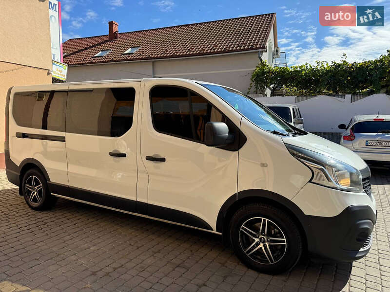 Минивэн Renault Trafic 2017 в Ужгороде
