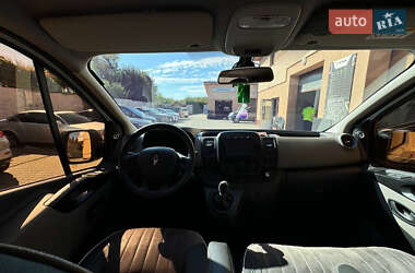 Минивэн Renault Trafic 2017 в Ужгороде