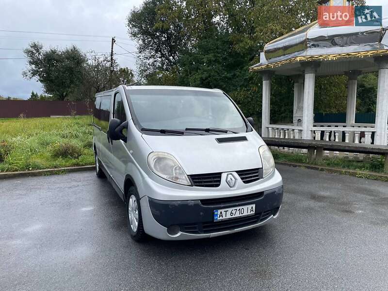 Renault Trafic 2011