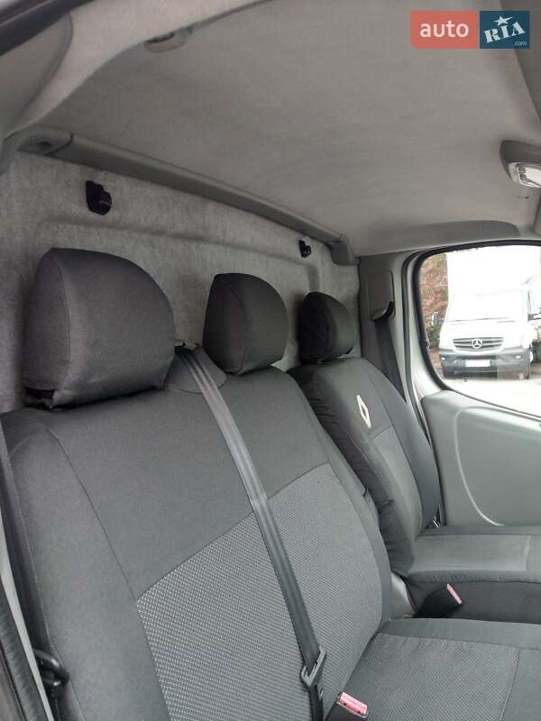 Грузовой фургон Renault Trafic 2012 в Хмельницком