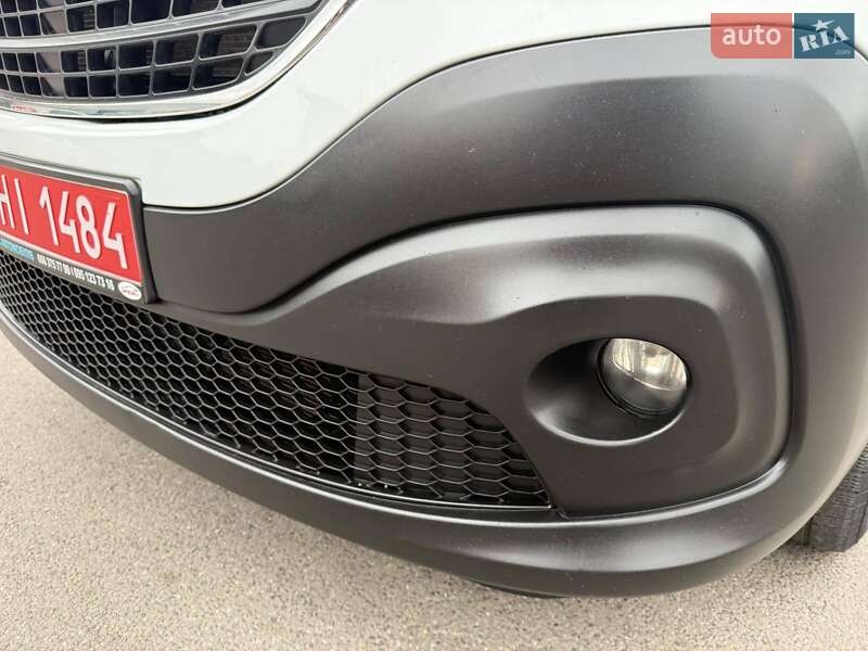 Вантажний фургон Renault Trafic 2020 в Луцьку