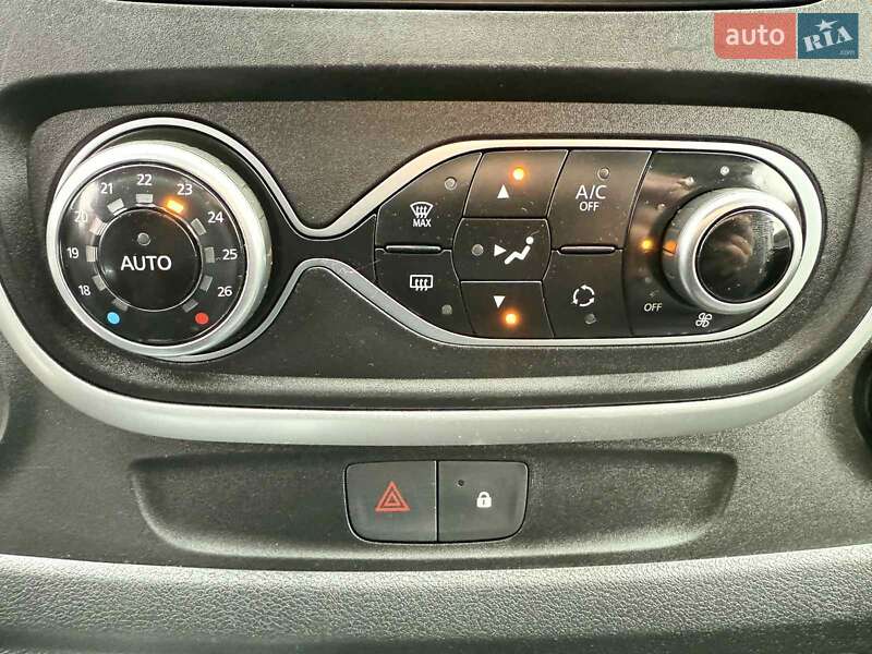 Вантажний фургон Renault Trafic 2020 в Луцьку