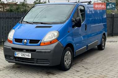 Грузопассажирский фургон Renault Trafic 2004 в Ивано-Франковске