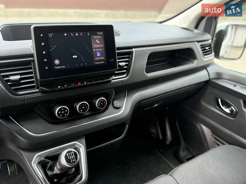 Грузопассажирский фургон Renault Trafic 2023 в Киеве фото 91 Грузопассажирский фургон Renault Trafic 2023 в Киеве