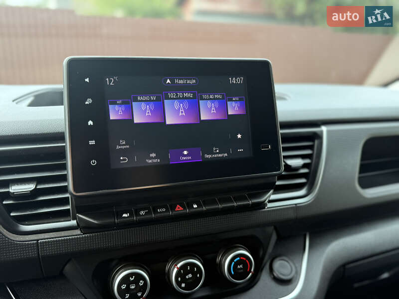 Грузопассажирский фургон Renault Trafic 2023 в Киеве фото 101 Грузопассажирский фургон Renault Trafic 2023 в Киеве