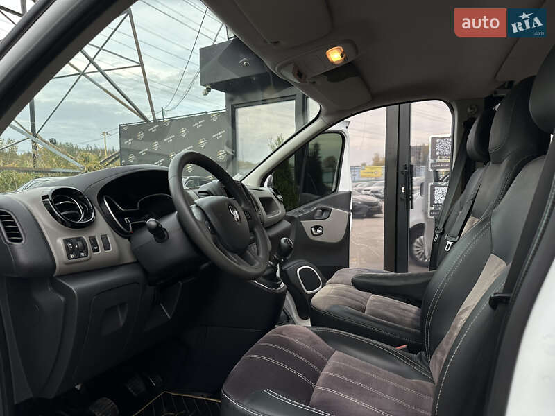 Минивэн Renault Trafic 2016 в Харькове