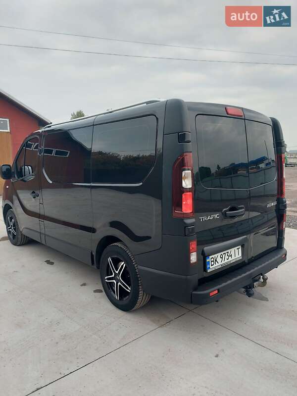Мінівен Renault Trafic 2020 в Млиніві
