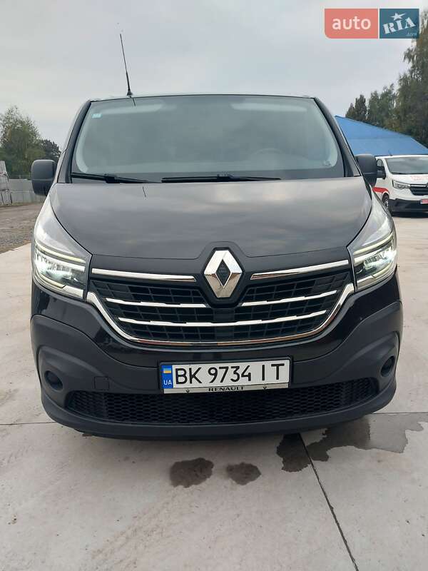 Мінівен Renault Trafic 2020 в Млиніві