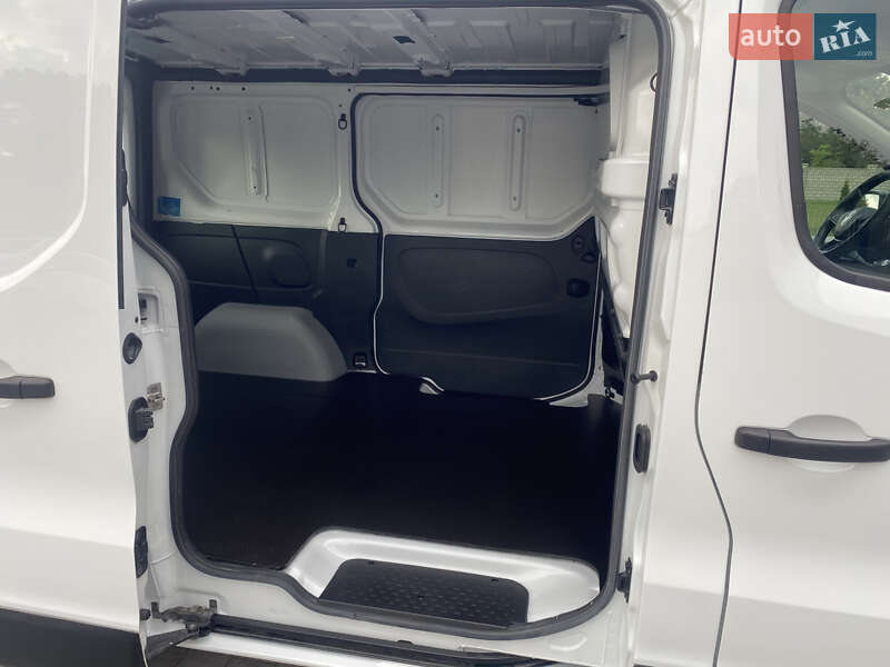 Вантажний фургон Renault Trafic 2022 в Радивиліві фото 29 Вантажний фургон Renault Trafic 2022 в Радивиліві