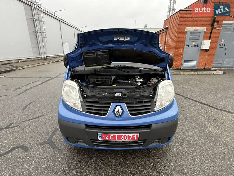 Мінівен Renault Trafic 2014 в Києві