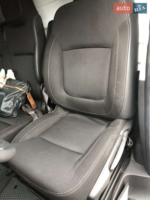 Грузовой фургон Renault Trafic 2020 в Одессе фото 12 Грузовой фургон Renault Trafic 2020 в Одессе