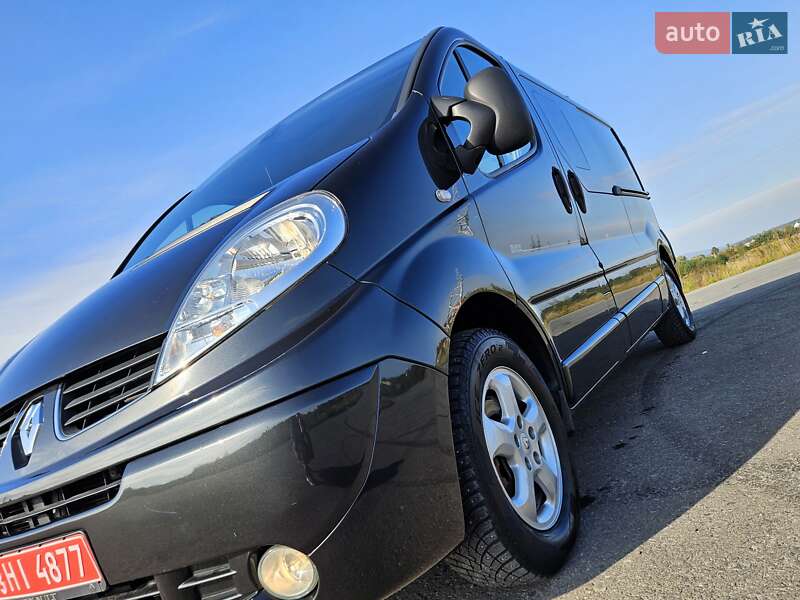Мінівен Renault Trafic 2013 в Дрогобичі