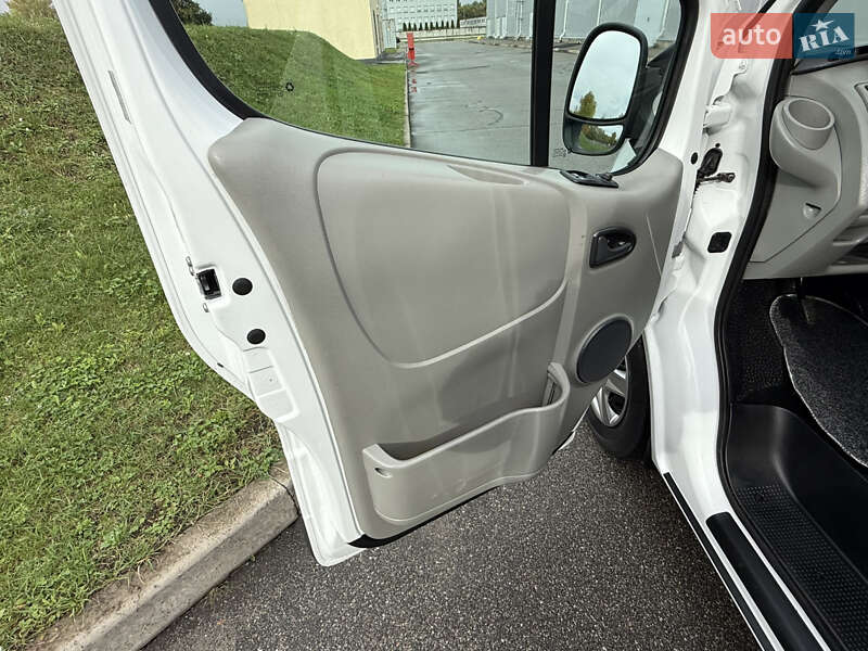 Мінівен Renault Trafic 2014 в Києві фото 27 Мінівен Renault Trafic 2014 в Києві