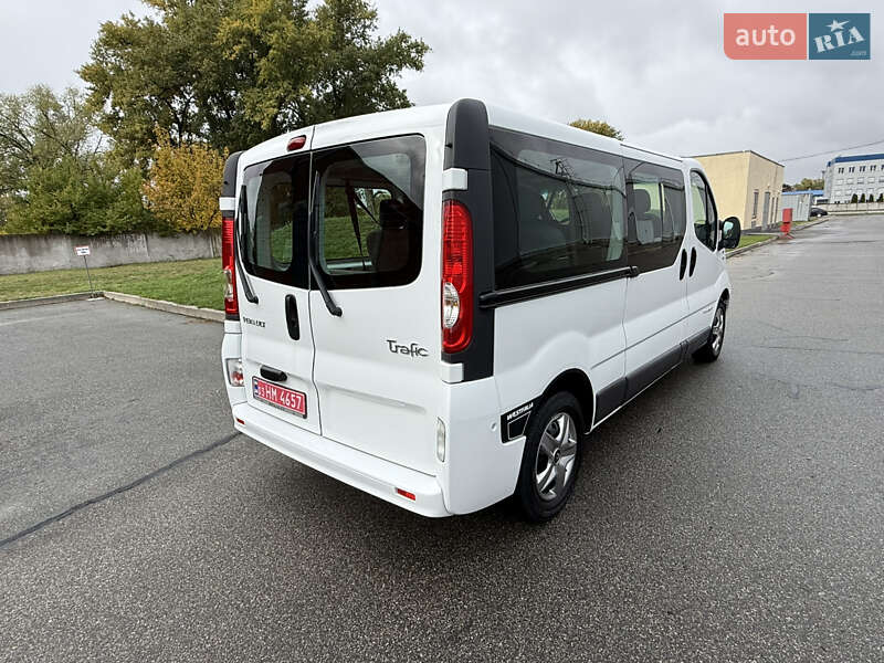 Мінівен Renault Trafic 2014 в Києві фото 48 Мінівен Renault Trafic 2014 в Києві