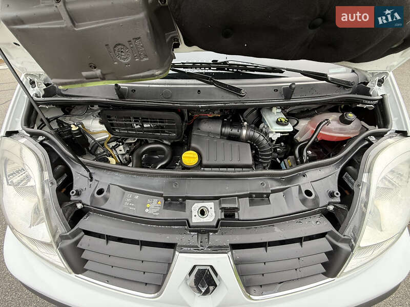 Мінівен Renault Trafic 2014 в Києві фото 55 Мінівен Renault Trafic 2014 в Києві