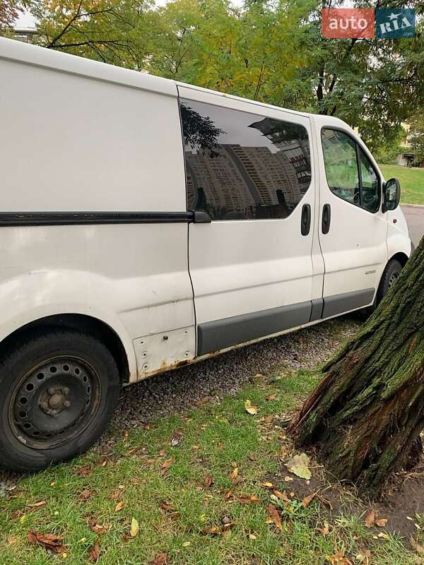 Мінівен Renault Trafic 2005 в Києві фото 8 Мінівен Renault Trafic 2005 в Києві