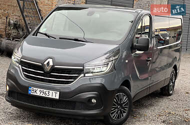 Минивэн Renault Trafic 2021 в Дубно