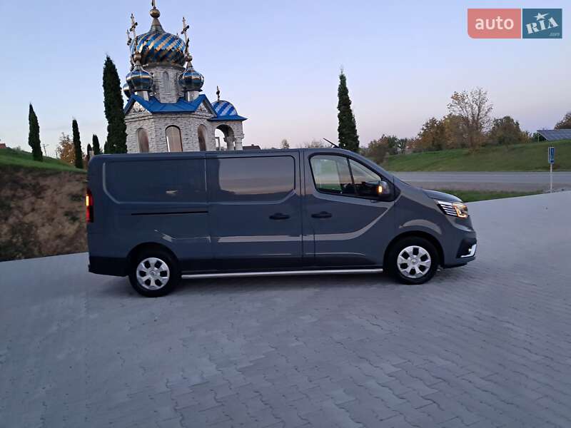 Грузовой фургон Renault Trafic 2022 в Черновцах