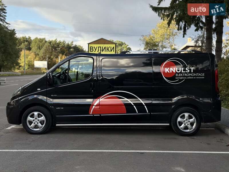 Грузовой фургон Renault Trafic 2012 в Дубно