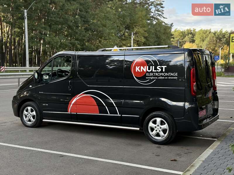 Renault Trafic 2012