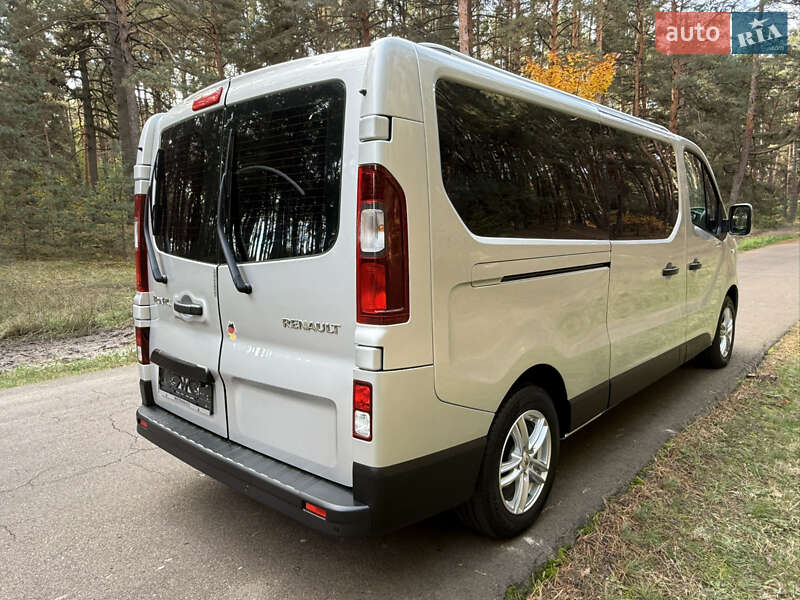 Минивэн Renault Trafic 2016 в Киеве фото 63 Минивэн Renault Trafic 2016 в Киеве