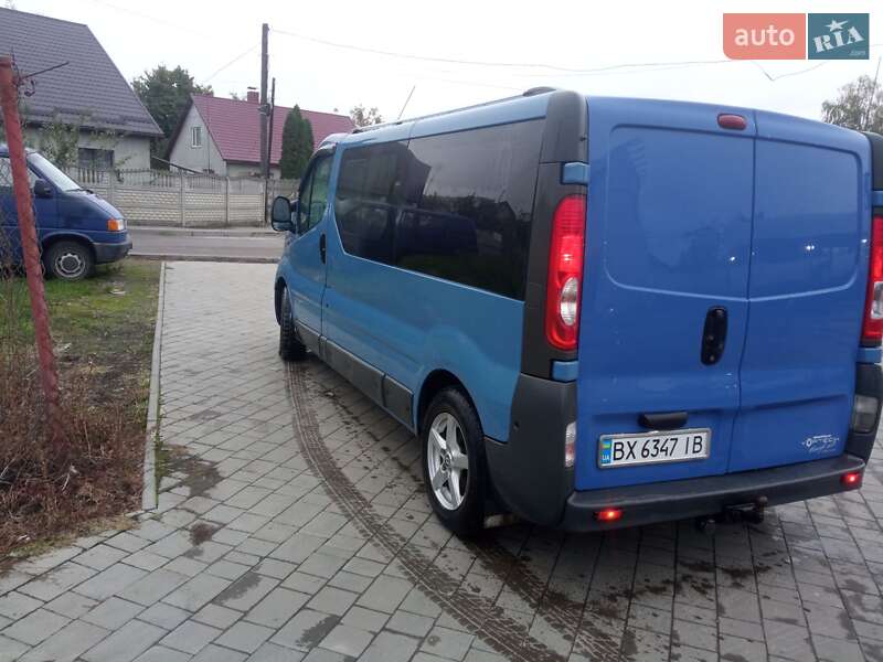 Мінівен Renault Trafic 2007 в Острозі фото 7 Мінівен Renault Trafic 2007 в Острозі
