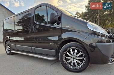 Грузовой фургон Renault Trafic 2013 в 