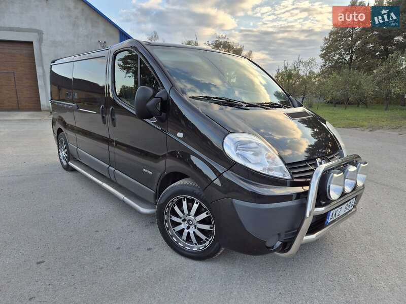 Грузовой фургон Renault Trafic 2013 в Радивилове
