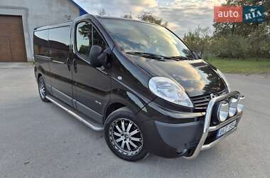 Грузовой фургон Renault Trafic 2013 в 