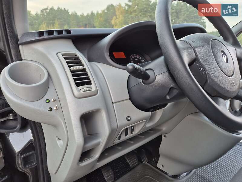 Грузовой фургон Renault Trafic 2013 в Радивилове