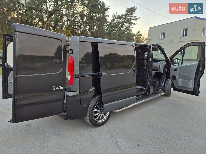 Грузовой фургон Renault Trafic 2013 в Радивилове