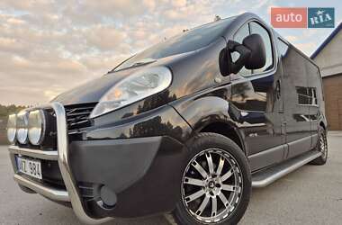 Грузовой фургон Renault Trafic 2013 в 