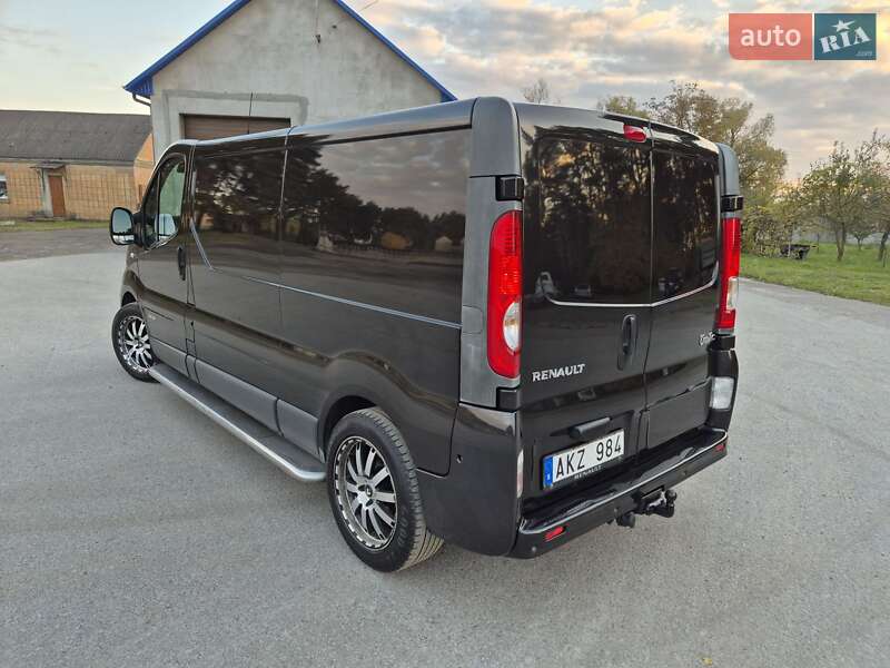Грузовой фургон Renault Trafic 2013 в Радивилове