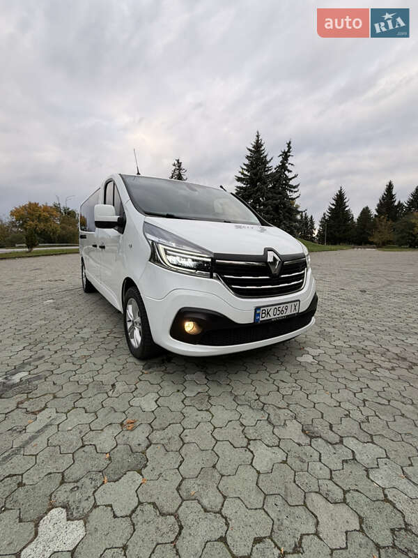 Минивэн Renault Trafic 2021 в Дубно