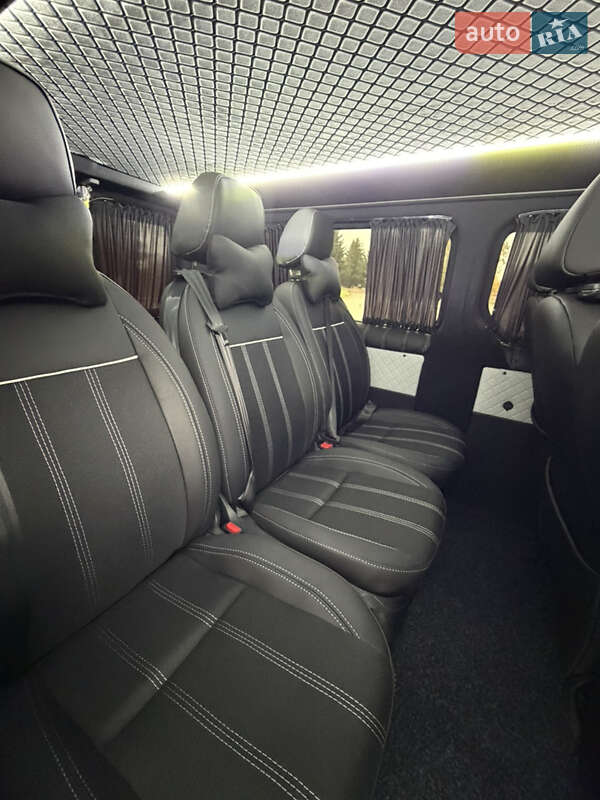 Минивэн Renault Trafic 2021 в Дубно