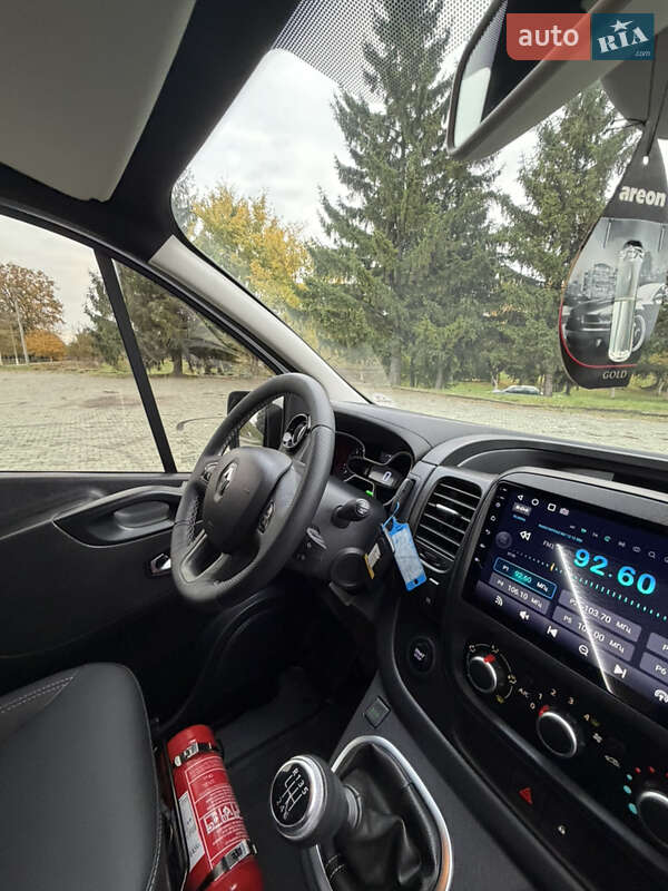 Минивэн Renault Trafic 2021 в Дубно