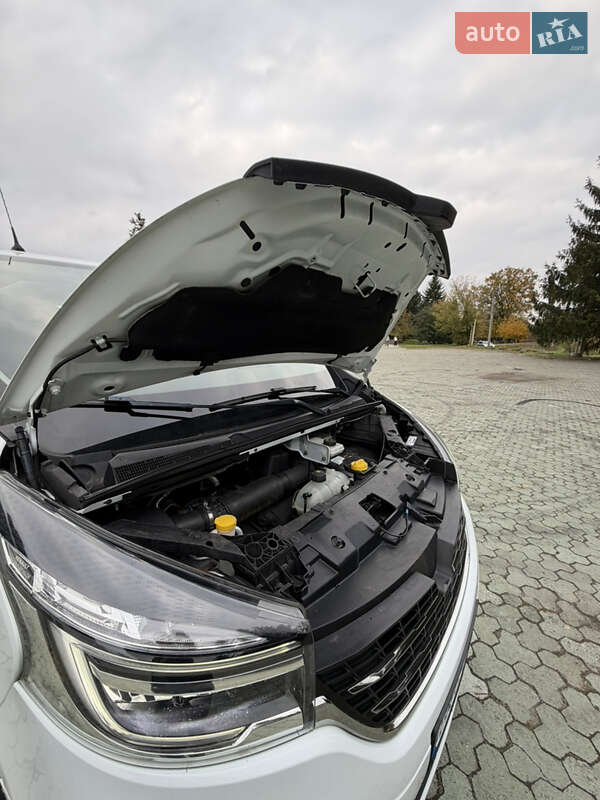 Минивэн Renault Trafic 2021 в Дубно