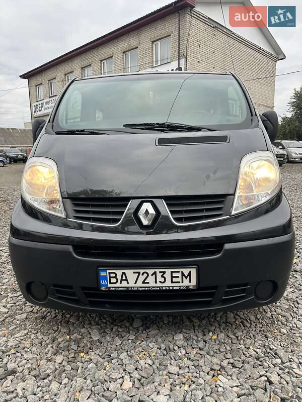 Минивэн Renault Trafic 2008 в Смеле фото 12 Минивэн Renault Trafic 2008 в Смеле