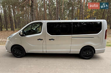 Минивэн Renault Trafic 2020 в 