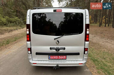 Минивэн Renault Trafic 2020 в 